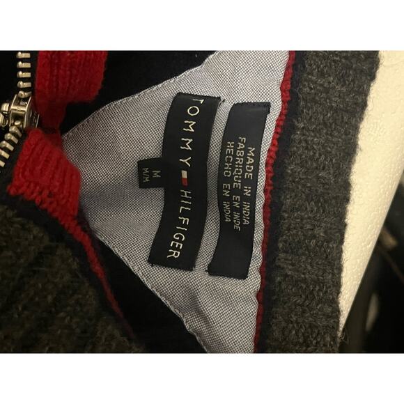 Men's Y2K Vintage Tommy Hilfiger sweater with zipper neck Size M - Picture 4 of 5